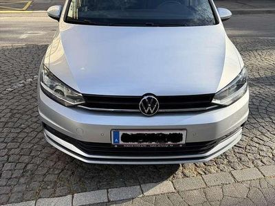 Gebraucht 2022 VW Touran Comfortline Van / Kleinbus | € 28.500 (Fairer Preis)