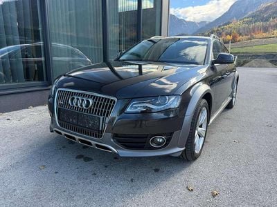 Grau Gebraucht 2011 Audi A4 Allroad Comfort Kombi | € 15.000 (Etwas zu teuer)