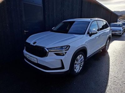 Weiß Gebraucht 2024 Skoda Kodiaq Selection SUV | € 51.990 (Fairer Preis)