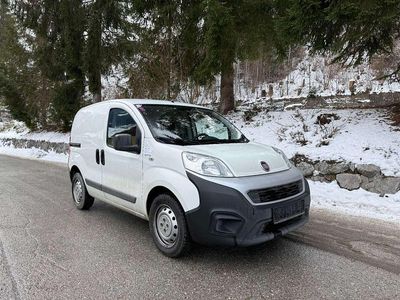Weiß Gebraucht 2019 Fiat Fiorino Van / Kleinbus | € 5.628