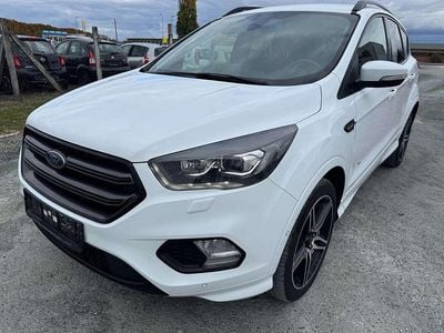Weiß Gebraucht 2017 Ford Kuga ST-Line SUV | € 13.998 (Teuer)