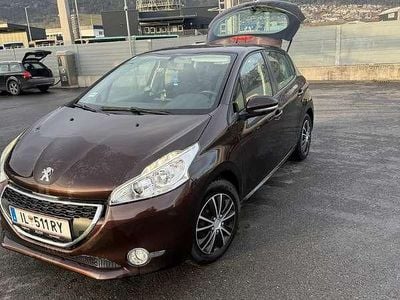Gebraucht 2013 Peugeot 208 Active Kleinwagen | € 4.999 (Guter Preis)
