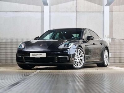Porsche Panamera 4