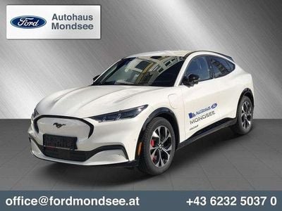 Weiß Gebraucht 2023 Ford Mustang Extended Range Limousine | € 39.900
