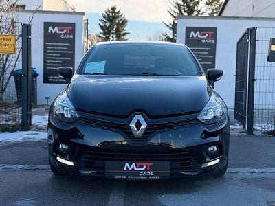 Gebraucht Renault Clio IV Life 73 PS (53 kW) 2018 Schwarz Kleinwagen