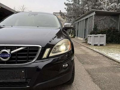 gebraucht Volvo XC60 D5 AWD Basis Geartronic