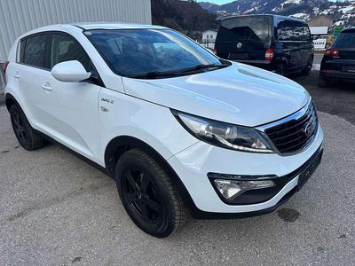 Weiß Gebraucht 2015 Kia Sportage SUV | € 7.800 (Teuer)