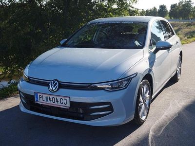 Neu VW Golf VIII 204 PS (150 kW) 2025 Dunkelblau  normal