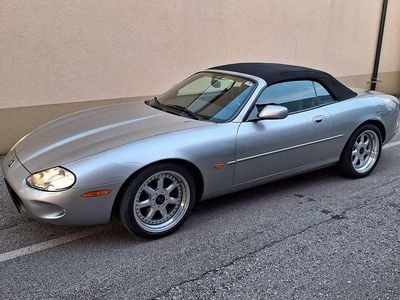 Gebraucht Jaguar XK8 284 PS (208 kW) 2000 Silber Cabrio