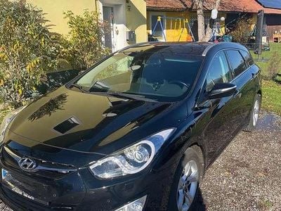 gebraucht Hyundai i40 Premium 1,7 CRDi