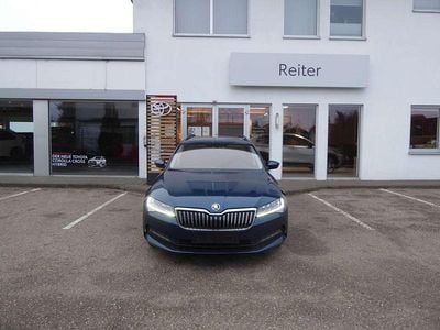 Blau Gebraucht 2021 Skoda Superb Kombi | € 23.490 (Superpreis)