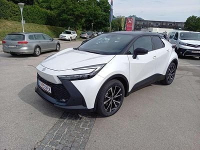 Neu Toyota C-HR 152 PS (111 kW) 2025 Weiß SUV