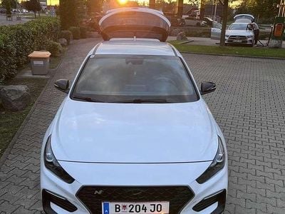 Gebraucht Hyundai i30 275 PS (202 kW) 2018 Limousine