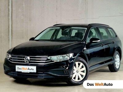 Schwarz metallicperleffektno Gebraucht 2022 VW Passat Kombi | € 22.190 (Fairer Preis)