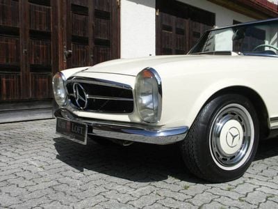 Weiß Gebraucht 1969 Mercedes SL280 Cabrio | € 105.000