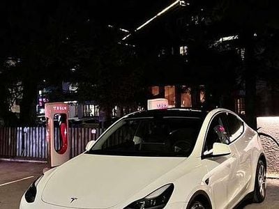 Gebraucht 2024 Tesla Model Y Long Range AWD SUV | € 38.800 (Fairer Preis)