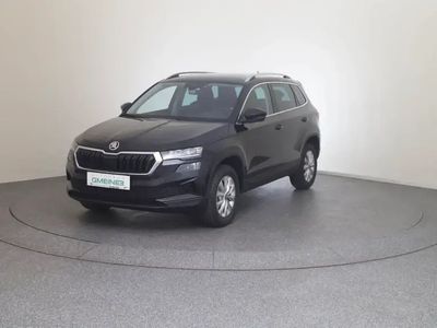 Schwarz metallicperleffektno Neu 2025 Skoda Karoq Selection SUV | € 31.890 (Fairer Preis)