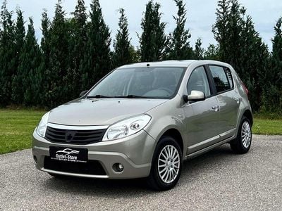 Grau Gebraucht 2009 Dacia Sandero Ambiance Kleinwagen | € 3.490