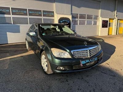 Grün Gebraucht 2007 Mercedes C200 Classic Limousine | € 5.990 (Guter Preis)