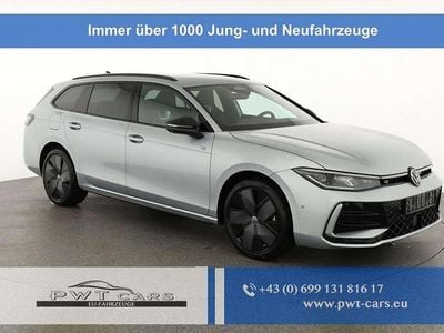 Silber Neu 2025 VW Passat R-line Kombi | € 50.894 (Guter Preis)