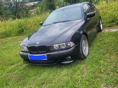 Gebraucht 2000 BMW 523 Limousine | € 9.000