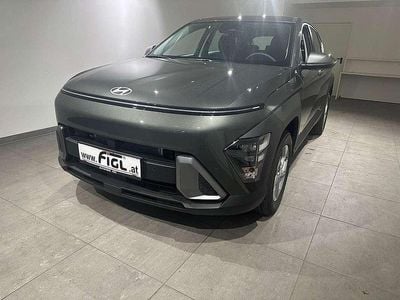 Neu Hyundai Kona 114 PS (83 kW) 2025 Grün SUV