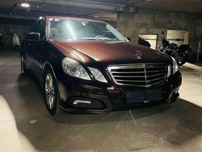 Gebraucht 2009 Mercedes E250 Avantgarde Limousine | € 11.350 (Guter Preis)