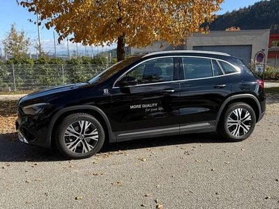 Gebraucht Mercedes GLA180 Edition 136 PS (100 kW) 2024 Schwarz SUV