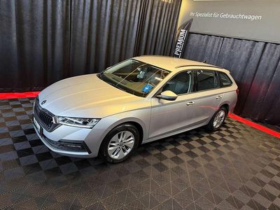 Grau Gebraucht 2023 Skoda Octavia Ambition Kombi | € 21.750 (Fairer Preis)