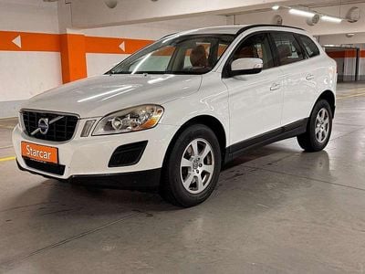 Weiß Gebraucht 2013 Volvo XC60 Momentum SUV | € 13.990