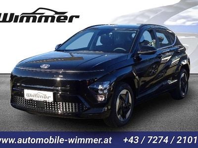 Schwarz schwarz metallic metallic Gebraucht 2023 Hyundai Kona SUV | € 44.980