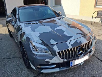 Weiß Gebraucht 2015 Mercedes SLK200 Cabrio | € 22.000