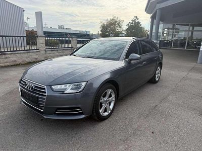 Grau Gebraucht 2018 Audi A4 Sport Kombi | € 16.990 (Fairer Preis)