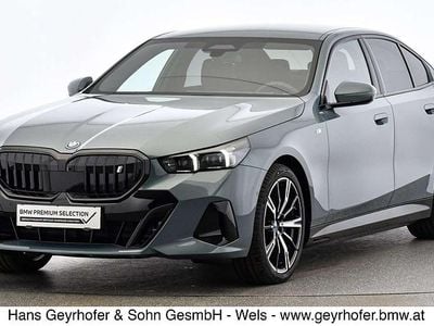 Grün Gebraucht 2024 BMW i5 Comfort Edition Limousine | € 59.980