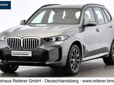 Grau (skyscraper grau) Gebraucht 2024 BMW X5 Efficient Dynamics SUV | € 96.990 (Etwas zu teuer)