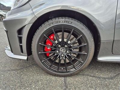 Grau Gebraucht 2025 Toyota Yaris Limousine | € 58.500