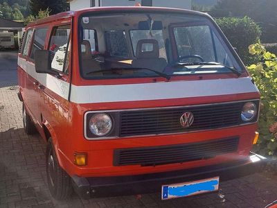 Rot Gebraucht 1989 VW Caravelle Van / Kleinbus | € 14.500
