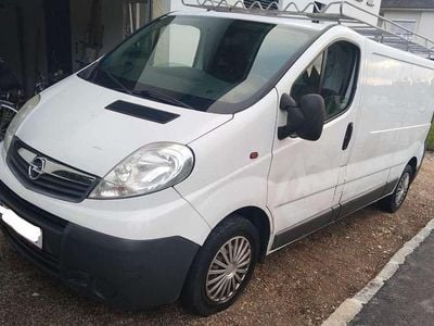 Weiß Gebraucht 2013 Opel Vivaro Van / Kleinbus | € 9.300 (Etwas zu teuer)