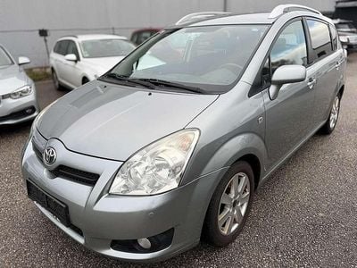 Grau Gebraucht 2009 Toyota Corolla Verso Van / Kleinbus | € 1.699