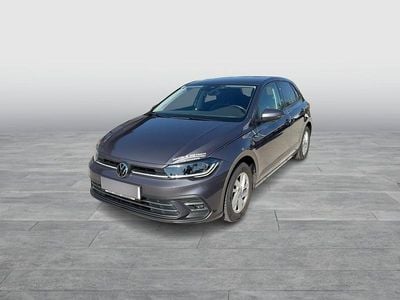 Dunkelgrau metallicperleffekt Gebraucht 2022 VW Polo Style Limousine | € 19.900
