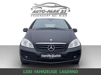 Gebraucht Mercedes A160 95 PS (69 kW) 2013 Schwarz Kleinwagen