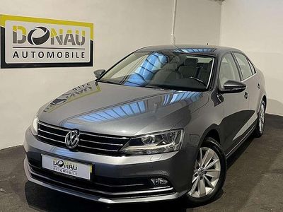 Gebraucht VW Jetta Highline 125 PS (91 kW) 2015 Grau Limousine