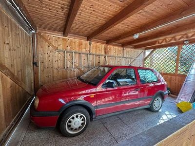 Rot Gebraucht 1995 VW Golf III Kombi | € 3.500