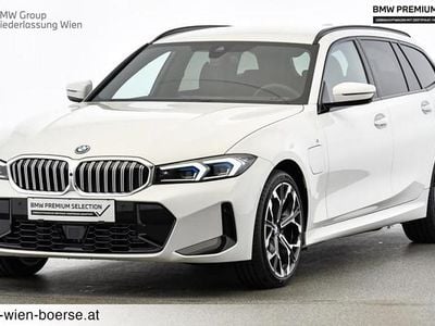 Gebraucht BMW 330 Efficient Dynamics 184 PS (135 kW) 2024 Kombi
