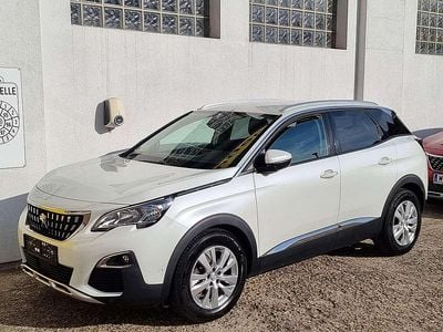 Gebraucht Peugeot 3008 Allure 120 PS (88 kW) 2017 Weiß SUV