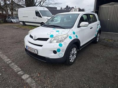 Weiß Gebraucht 2011 Toyota Urban Cruiser Kleinwagen | € 3.200