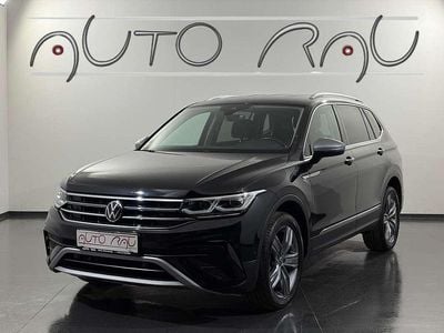 gebraucht VW Tiguan Allspace 2.0 TDI SCR Elegance 4Motion DSG *IQLIGHT*AHK*ACC*
