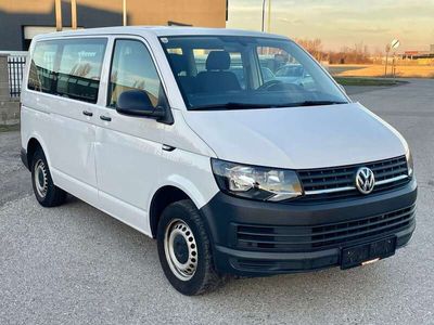 VW Caravelle