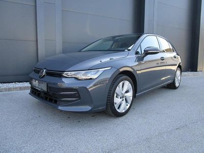 Mittelgrau metallic Gebraucht 2025 VW Golf VIII Limousine | € 24.990 (Guter Preis)