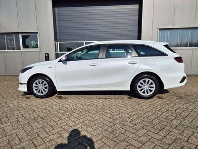 Weiß Neu 2025 Kia Ceed Sportswagon Vision Kombi | € 28.613 (Fairer Preis)
